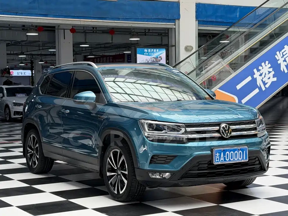 Volkswagen Tharu