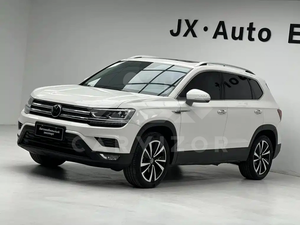 Volkswagen Tharu