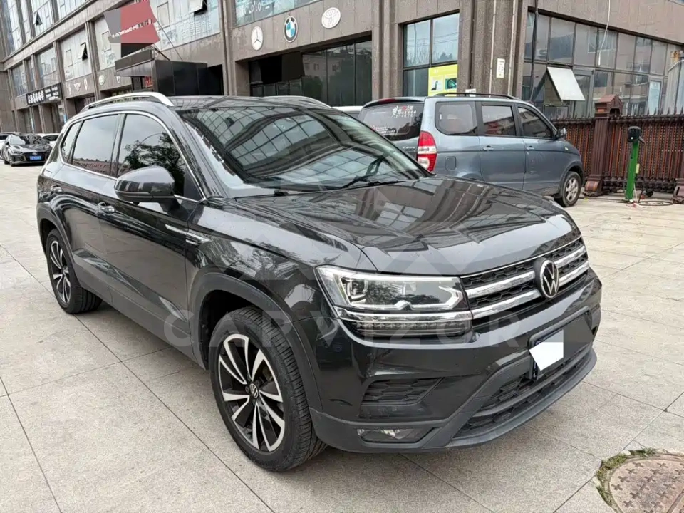 Volkswagen Tharu