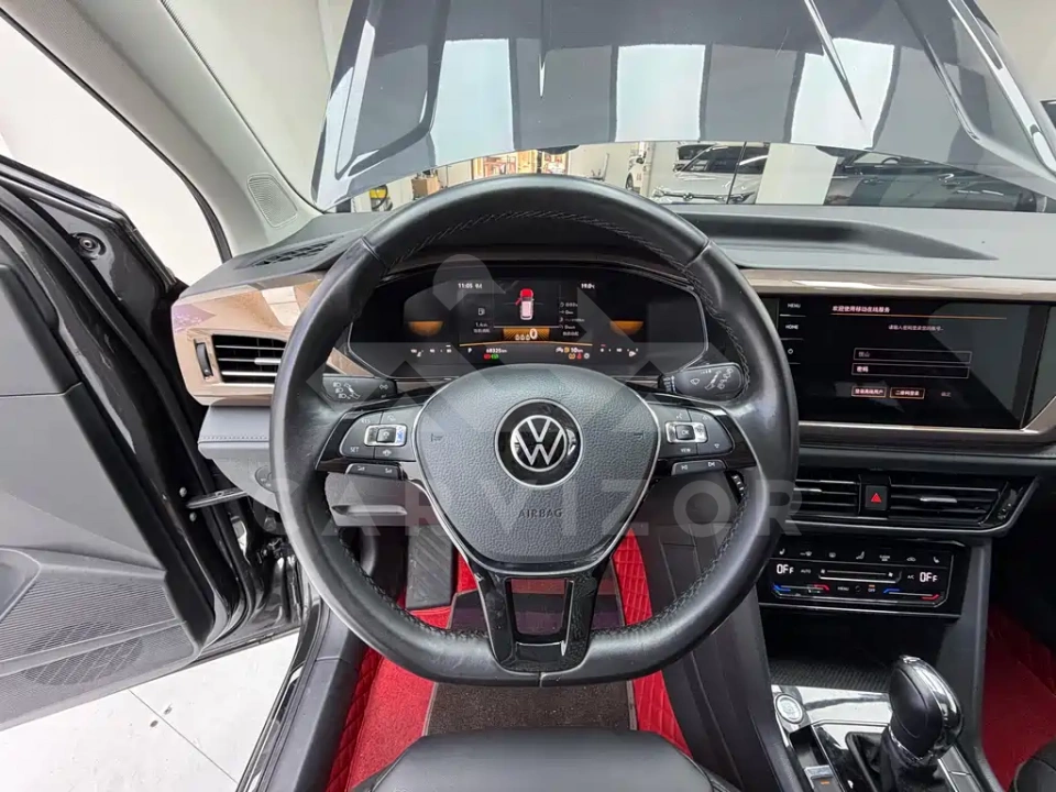 Volkswagen Tharu