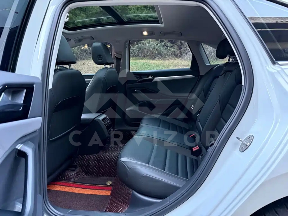 Volkswagen Sagitar
