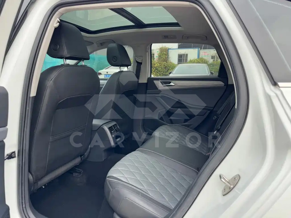 Volkswagen Sagitar