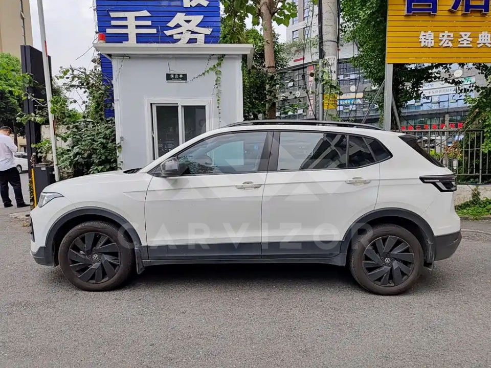 Volkswagen Tharu