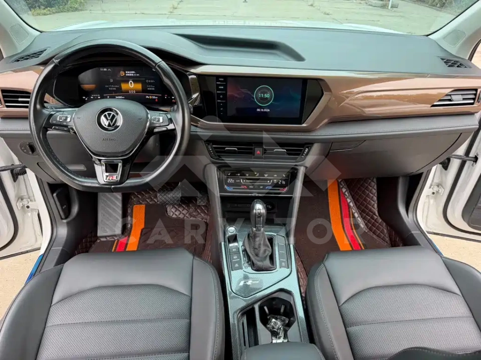 Volkswagen Tharu