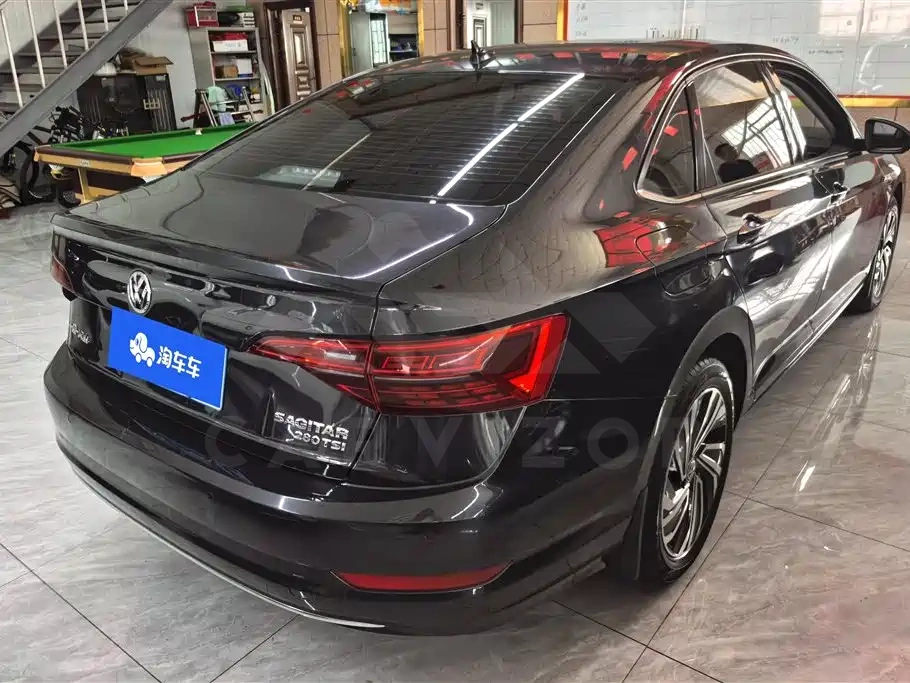 Volkswagen Sagitar