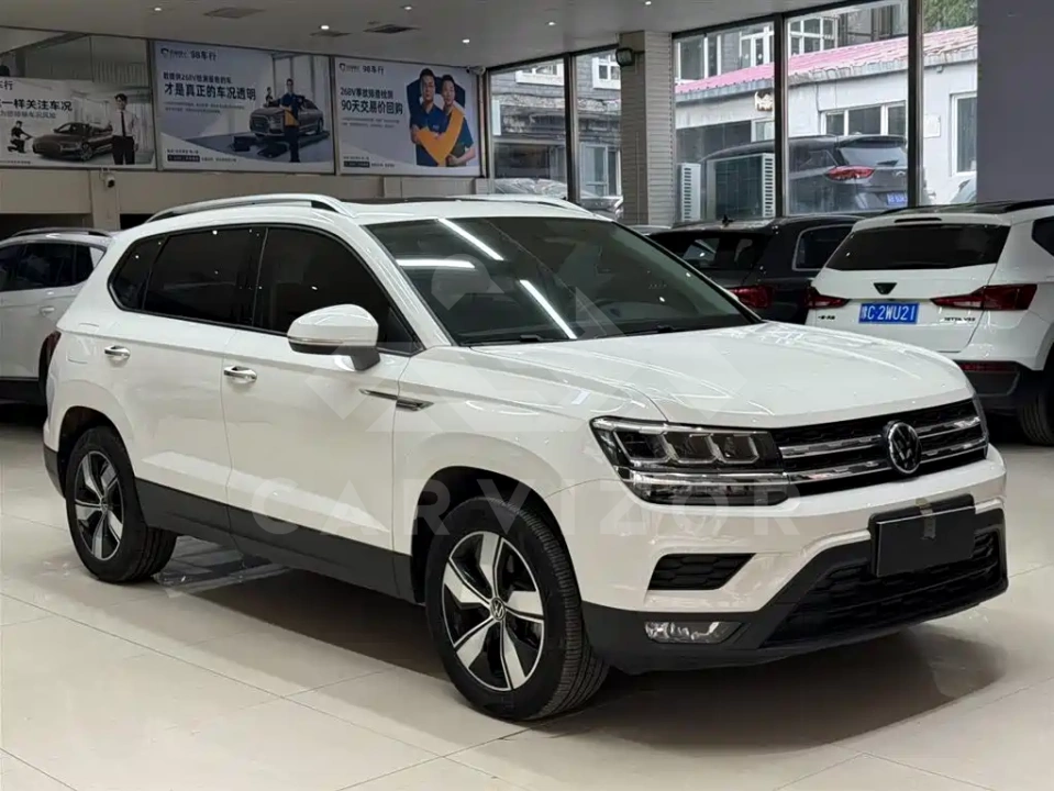 Volkswagen Tharu