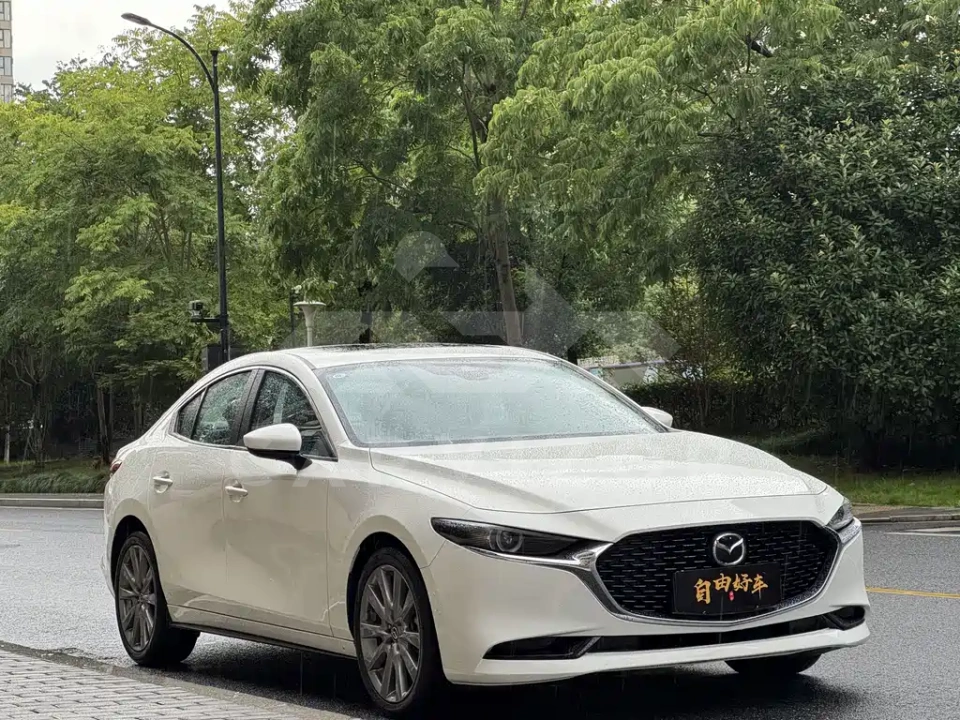 Mazda 3 Axela