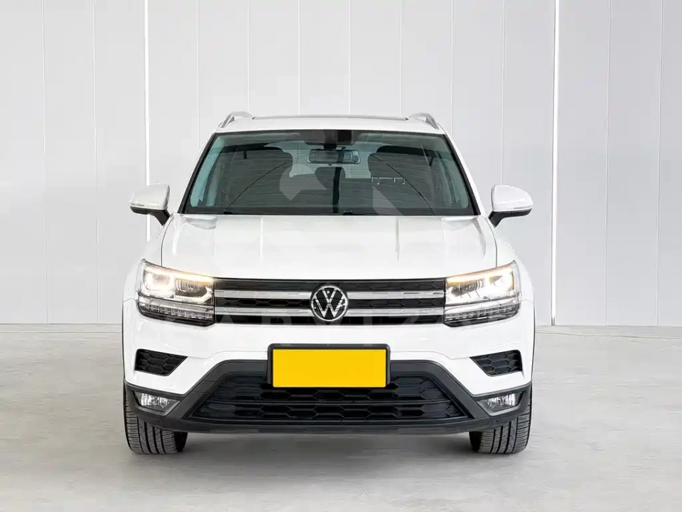Volkswagen Tharu