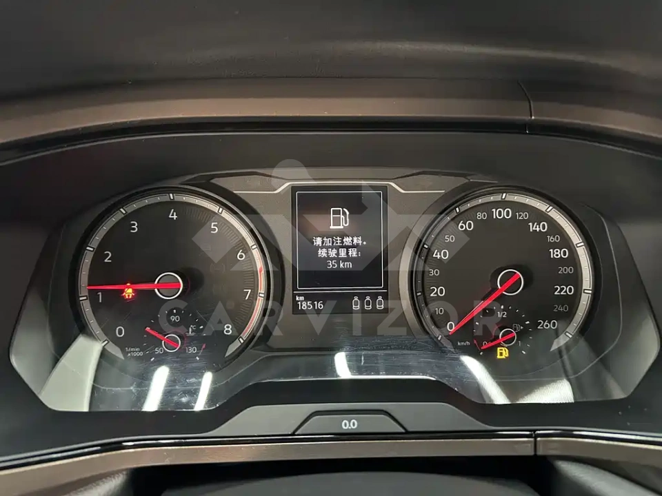 Volkswagen Tharu