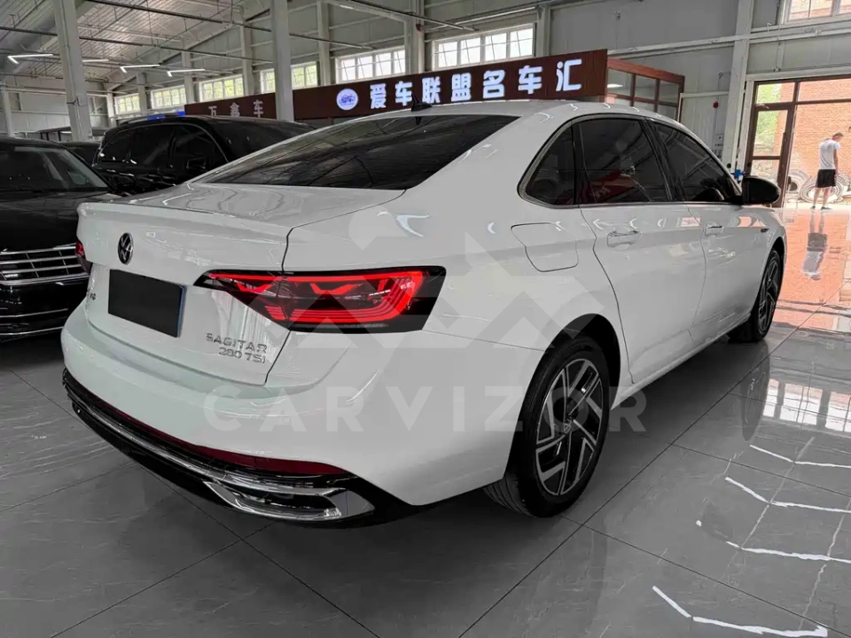 Volkswagen Sagitar