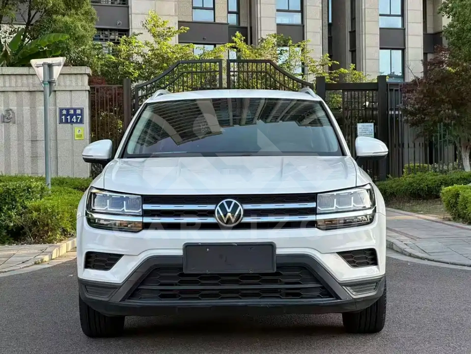 Volkswagen Tharu