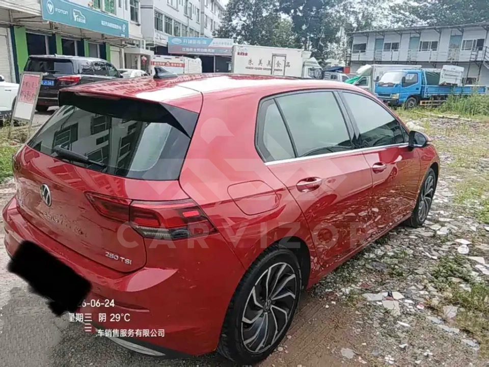 Volkswagen Golf