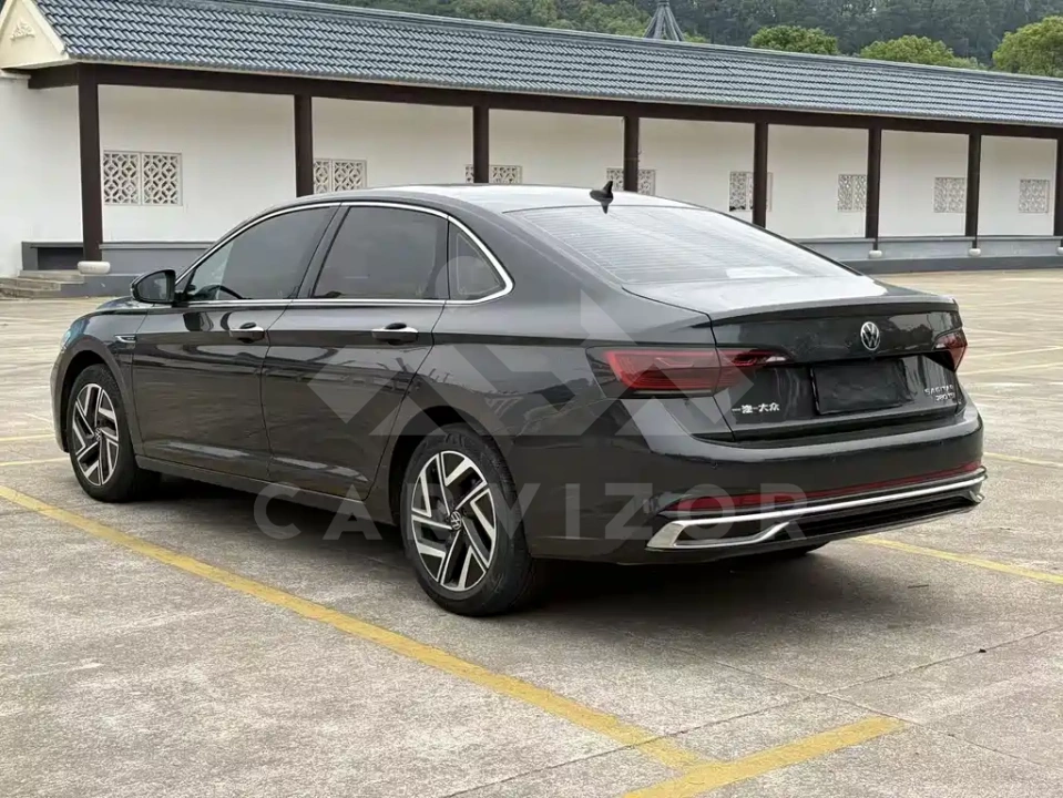 Volkswagen Sagitar