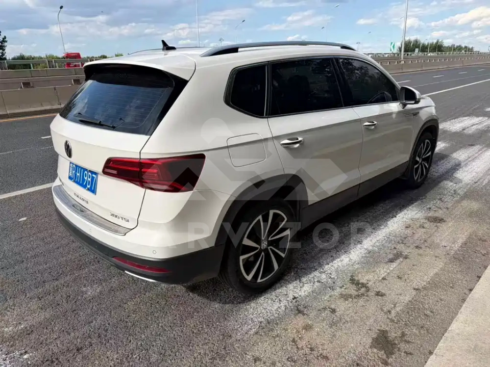 Volkswagen Tharu