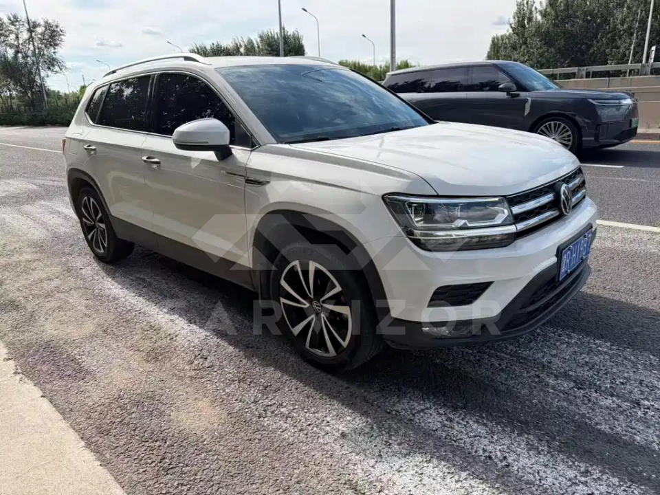 Volkswagen Tharu