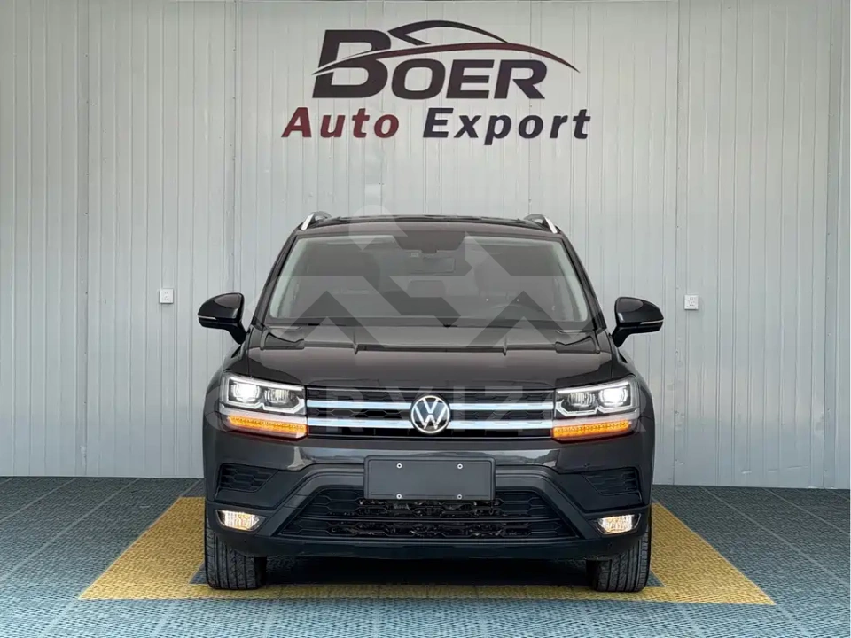 Volkswagen Tharu