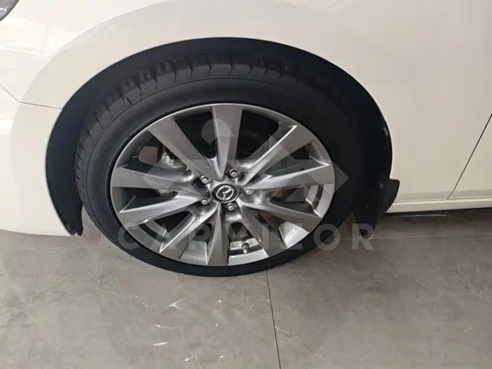 Mazda 3 Axela