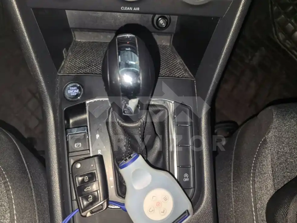Volkswagen Tharu