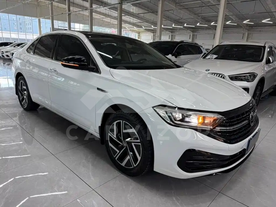Volkswagen Sagitar