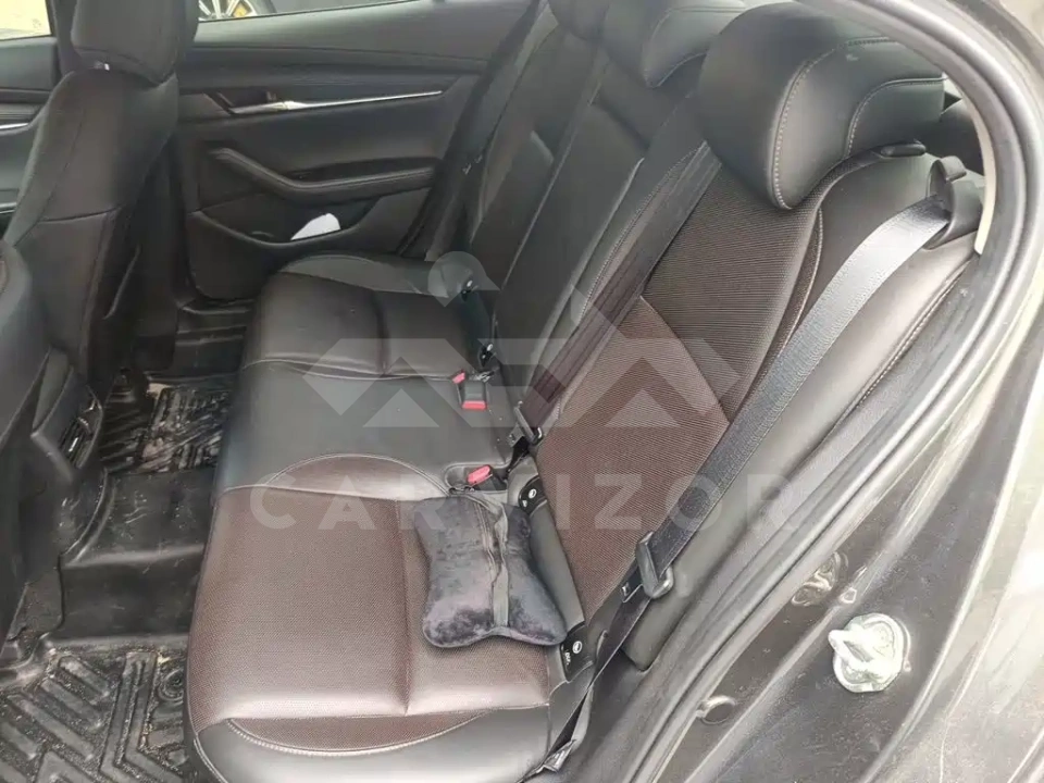 Mazda 3 Axela
