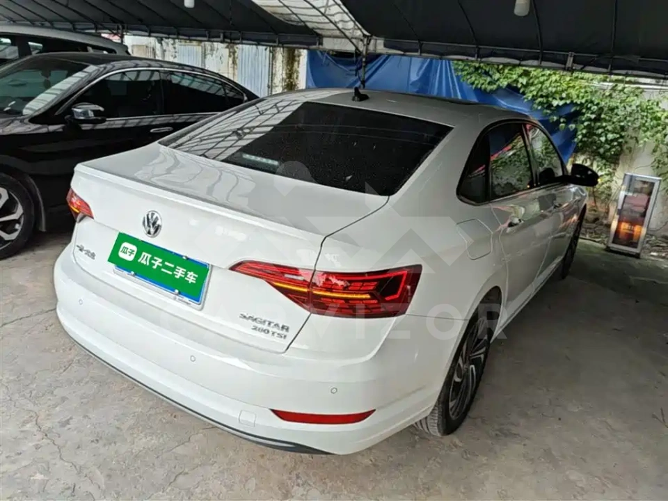 Volkswagen Sagitar