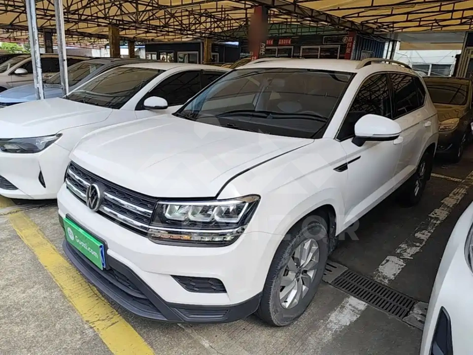 Volkswagen Tharu