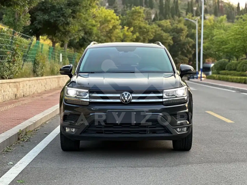 Volkswagen Tharu