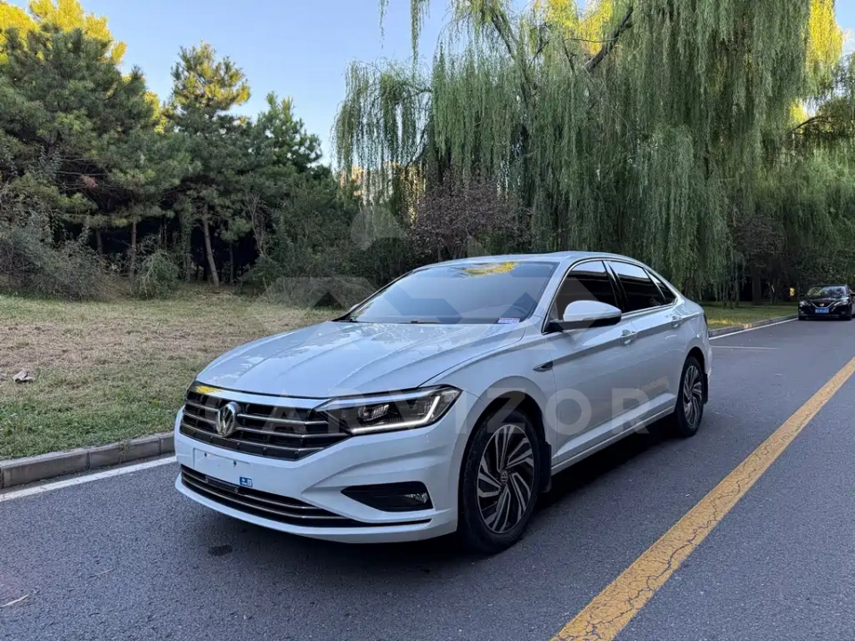 Volkswagen Sagitar
