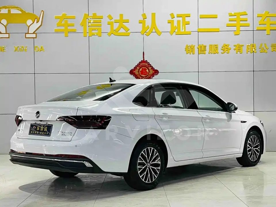 Volkswagen Sagitar