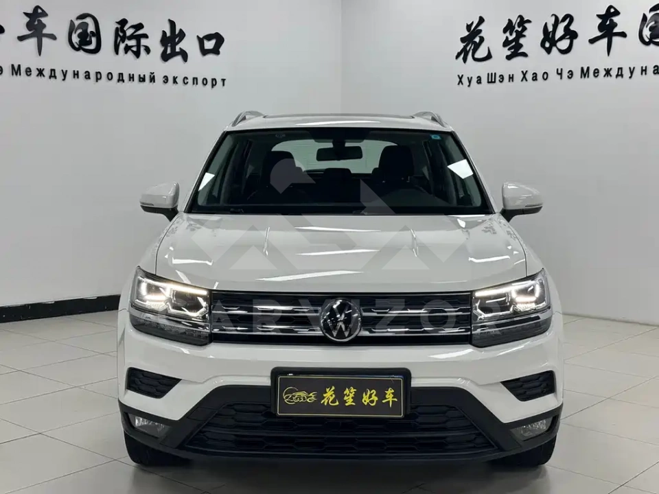 Volkswagen Tharu