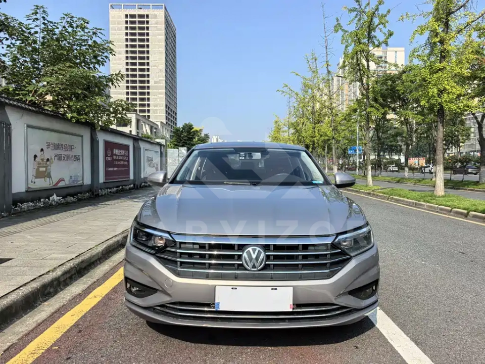 Volkswagen Sagitar