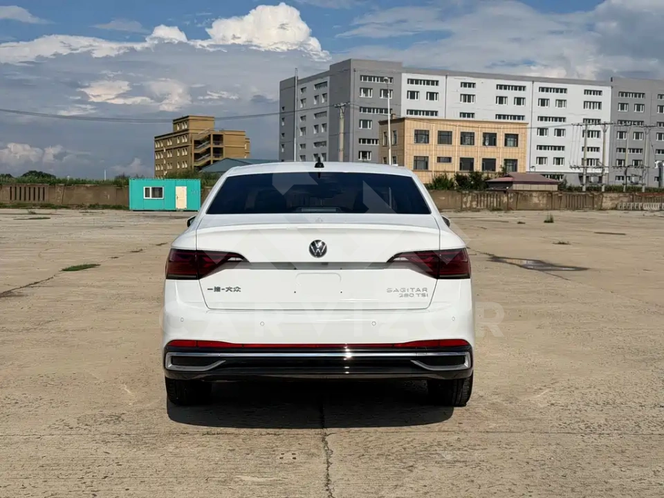 Volkswagen Sagitar