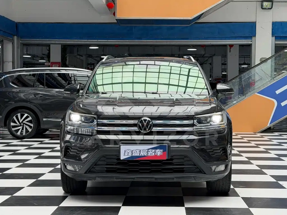 Volkswagen Tharu