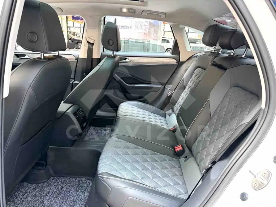 Volkswagen Sagitar