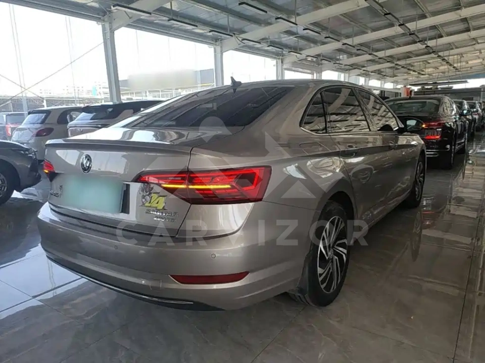 Volkswagen Sagitar