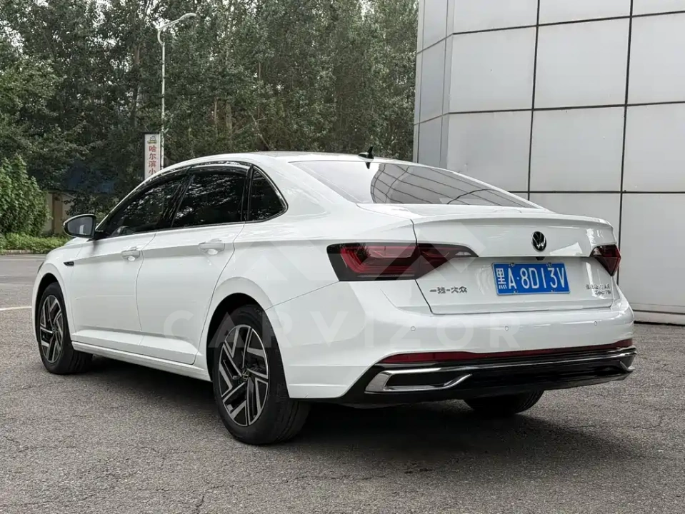Volkswagen Sagitar