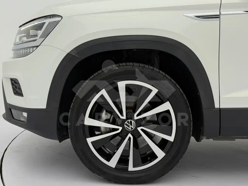 Volkswagen Tharu