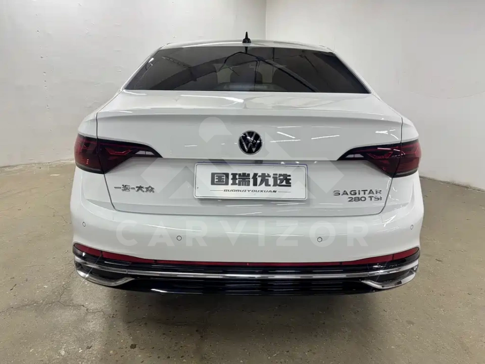 Volkswagen Sagitar