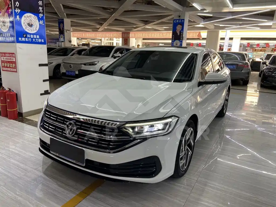Volkswagen Sagitar