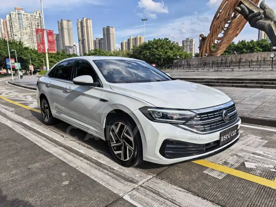 Volkswagen Sagitar