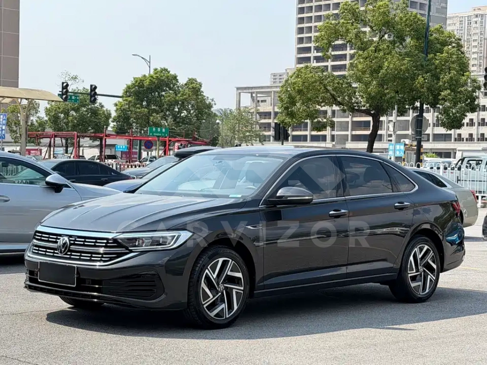 Volkswagen Sagitar