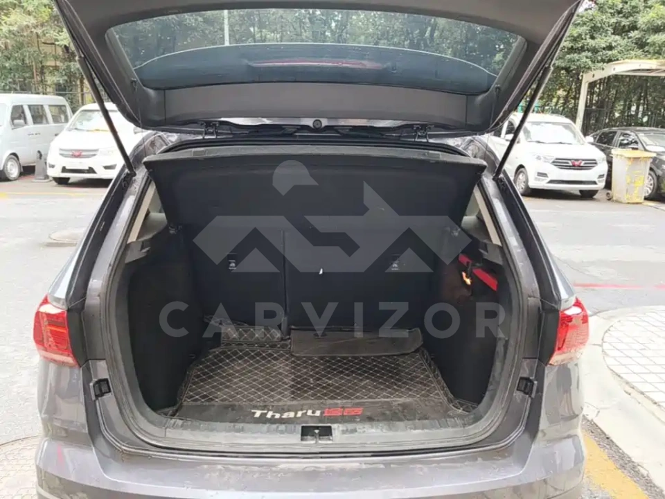 Volkswagen Tharu