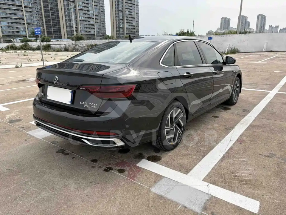 Volkswagen Sagitar