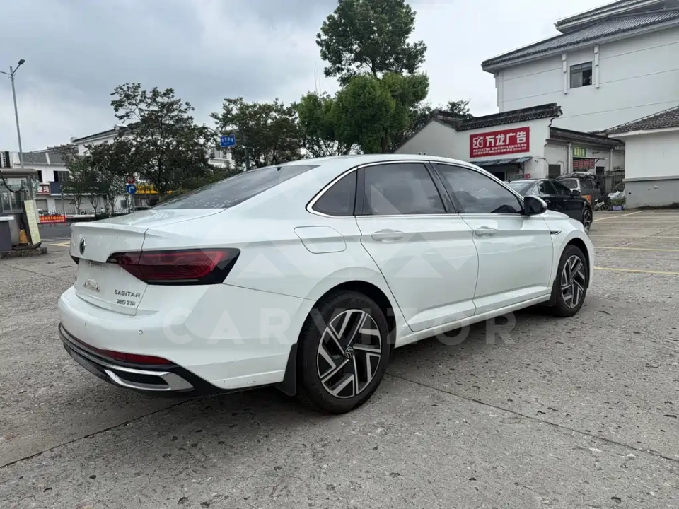Volkswagen Sagitar