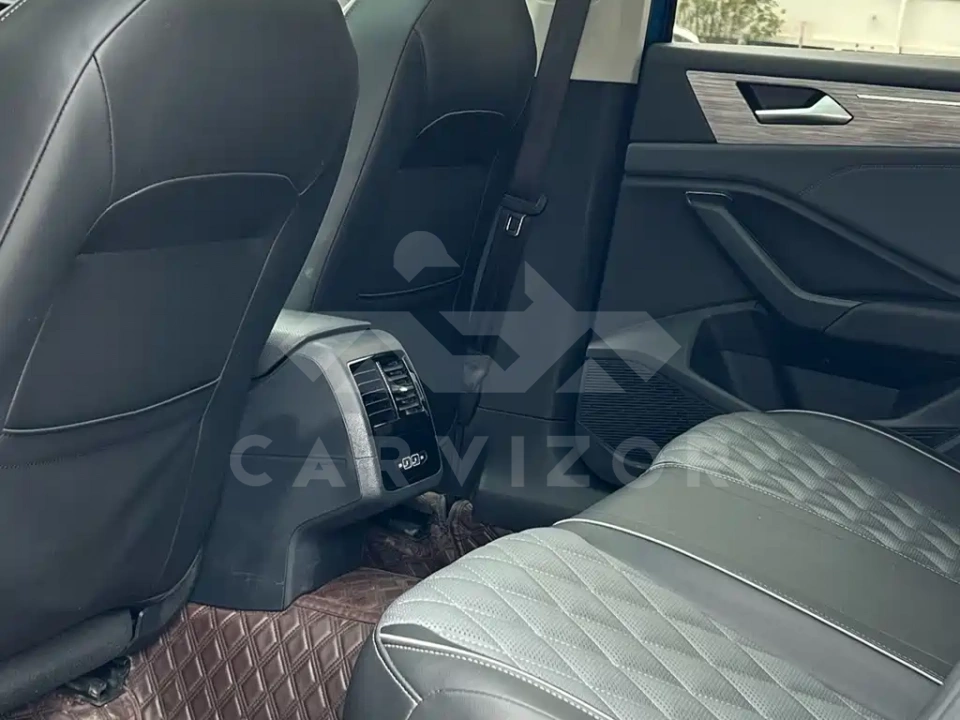 Volkswagen Sagitar