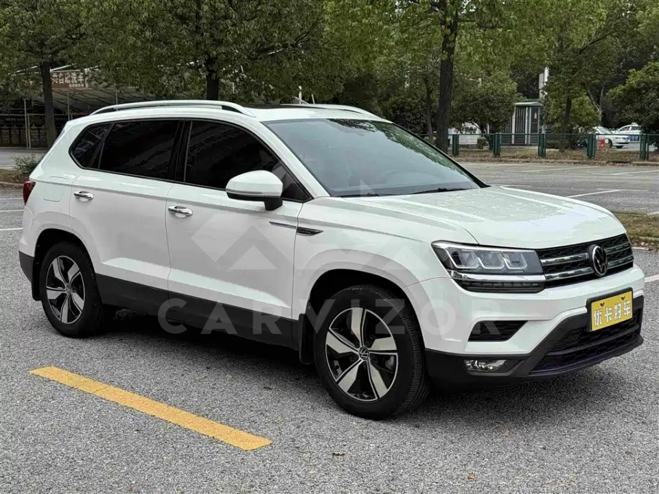 Volkswagen Tharu