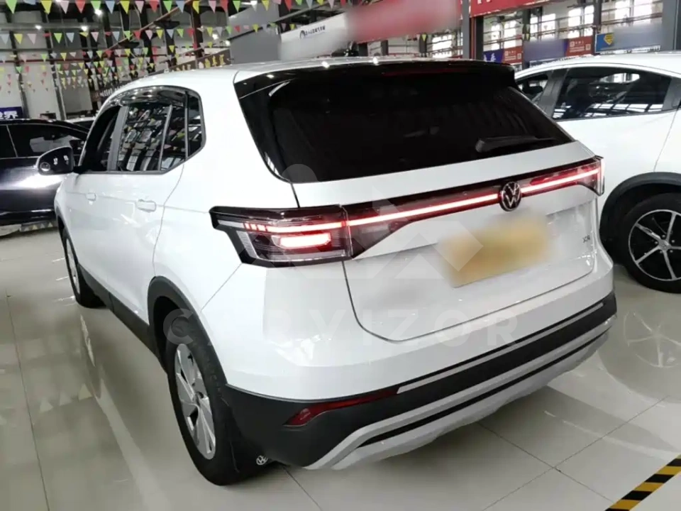 Volkswagen Tharu