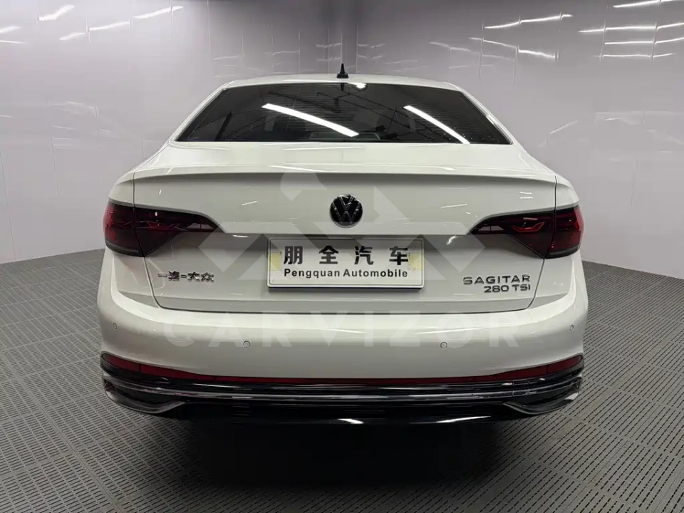Volkswagen Sagitar