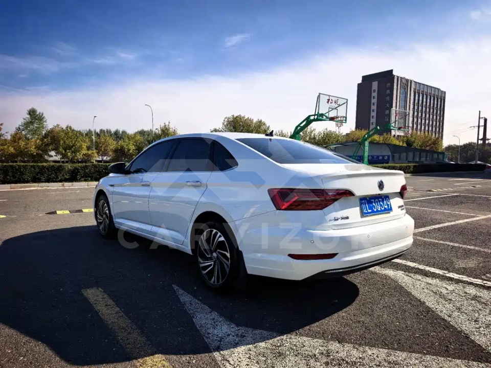Volkswagen Sagitar