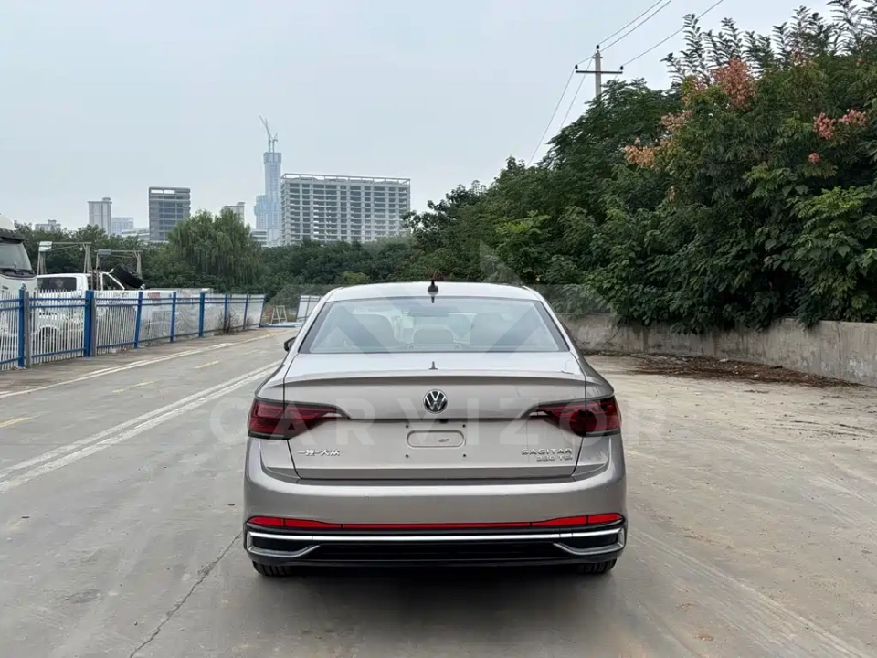 Volkswagen Sagitar